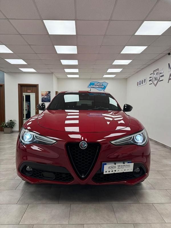 Usata Alfa Romeo Stelvio Veloce 210 CV (154 kW) 2022 Rosso SUV