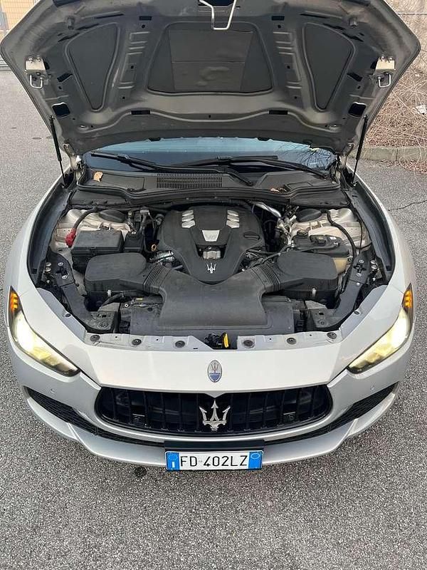Usata Maserati Ghibli 330 CV (242 kW) 2016 Grigio Coupé