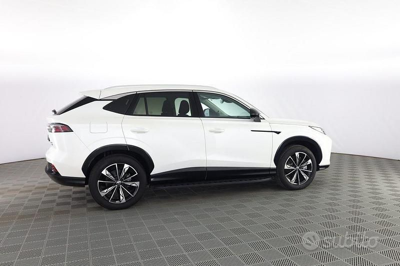Usata MG HS Luxury 272 CV (200 kW) 2025 Pearl white SUV