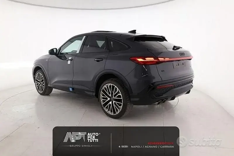 Nuova Audi Q5 Sportback S-Line 204 CV (150 kW) 2026 Grigio SUV
