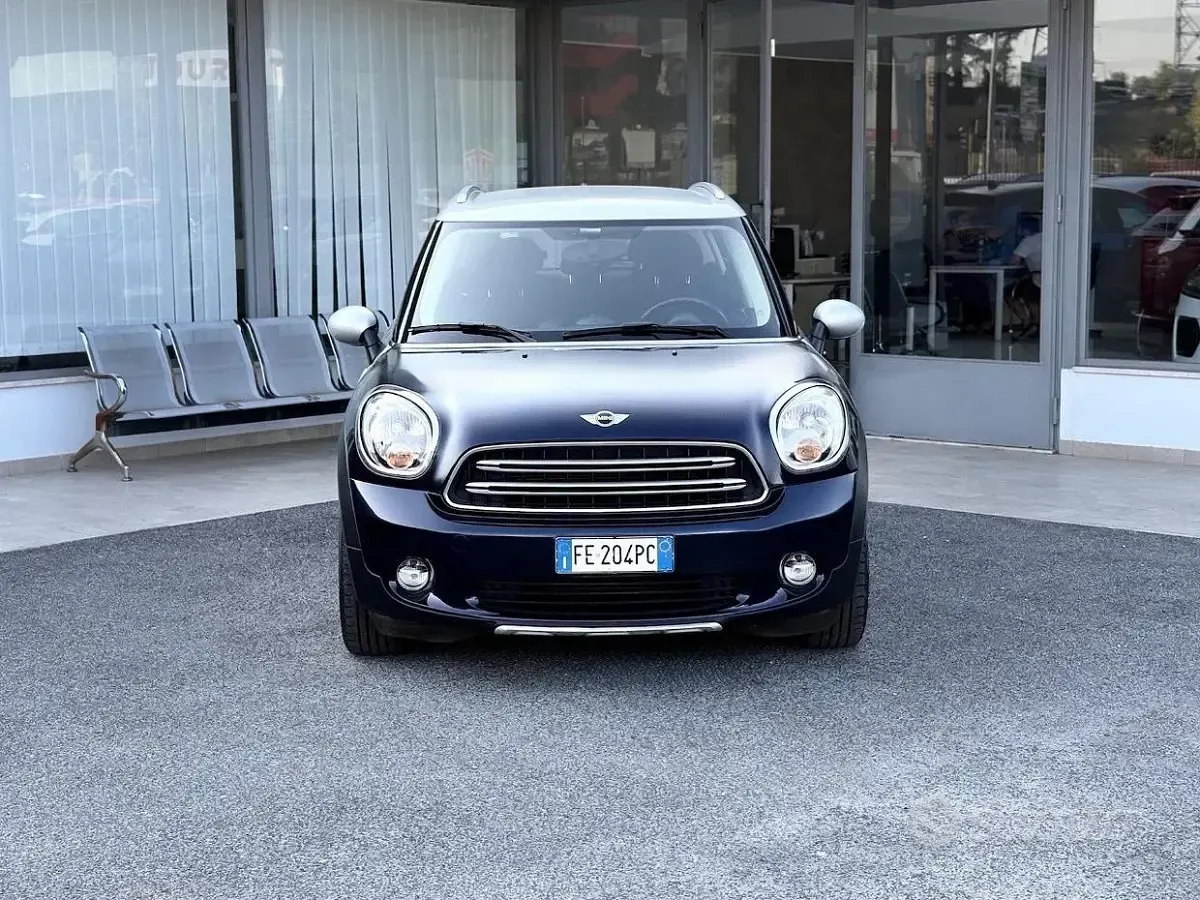 Usata Mini Cooper D Countryman Business 112 CV (82 kW) 2016 Blu/azzurro SUV