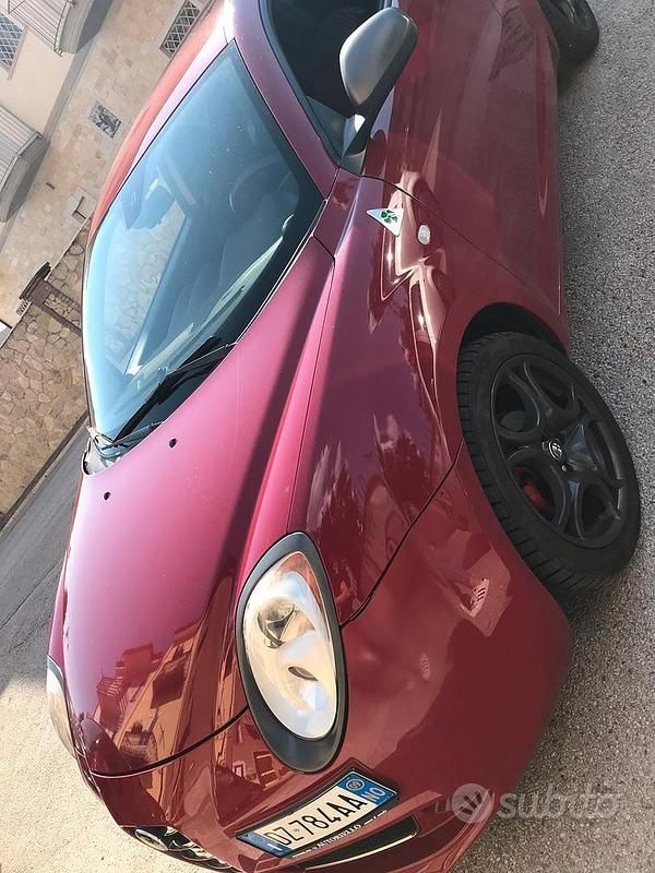 Usata Alfa Romeo MiTo 105 CV (77 kW) 2009 Rosso Utilitaria