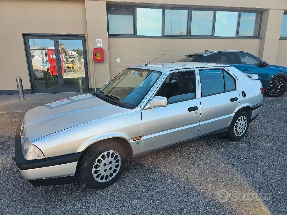 Usata Alfa Romeo 33 88 CV (64 kW) 1994 Grigio Berlina