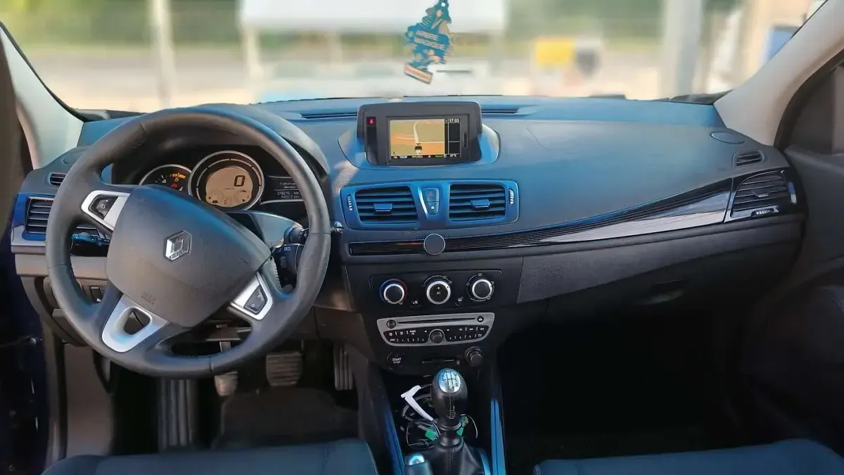 Usata Renault Mégane GrandTour 110 CV (80 kW) 2012 Bluazzurro Station wagon