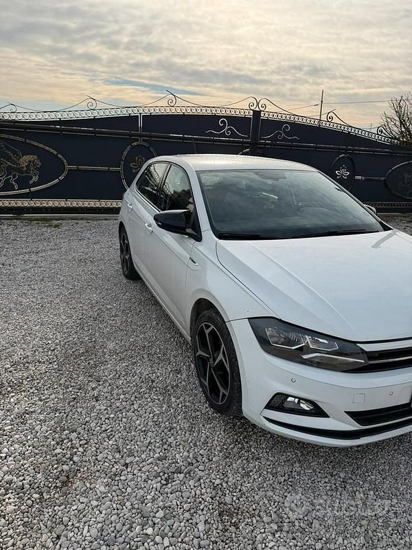 Usata VW Polo Comfortline 80 CV (58 kW) 2019 Bianco Berlina
