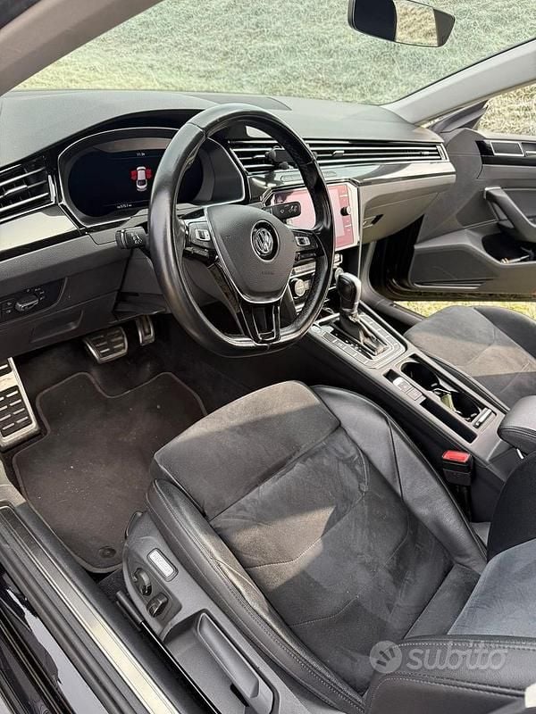 Usata VW Arteon 2019 Nero Utilitaria