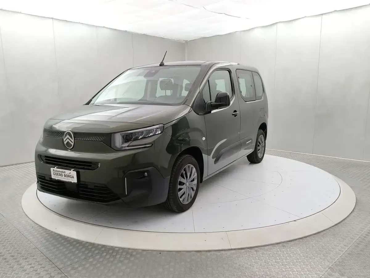 Usata Citroën e-Berlingo Start 102 CV (75 kW) 2025 Verde Monovolume