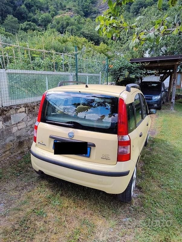 Usata Fiat Panda 70 CV (51 kW) 2003 Giallo Berlina