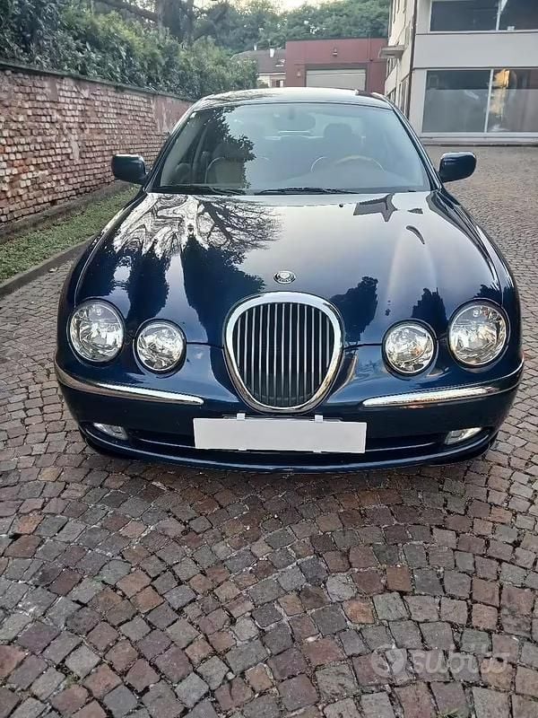 Usata Jaguar S-Type 175 CV (128 kW) 2001 Blu Berlina