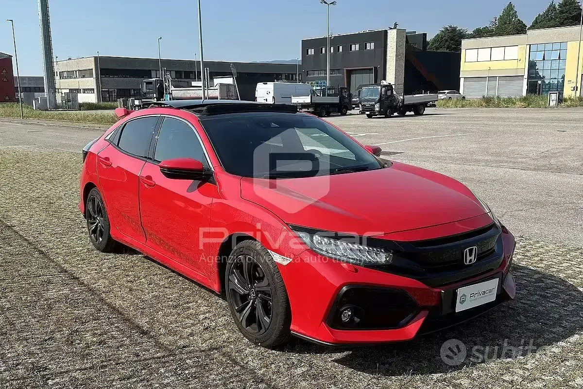 Usata Honda Civic Executive 120 CV (88 kW) 2018 Rosso Utilitaria