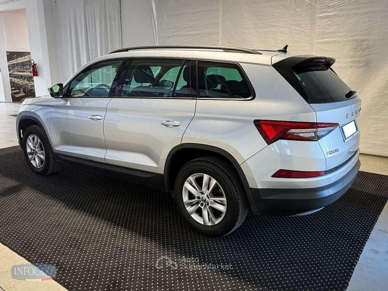 Käytetty Skoda Kodiaq Executive 150 HP (110 kW) 2023 Hopea Katumaasturi