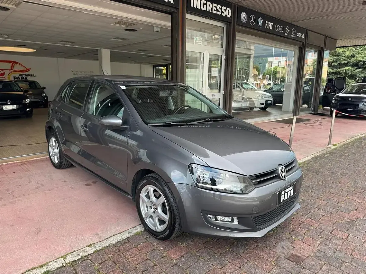 Usata VW Polo 60 CV (44 kW) 2011 Grigio Utilitaria