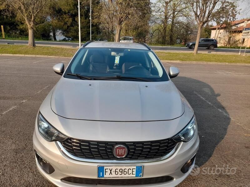 Argento Usata 2019 Fiat Tipo Mirror Station wagon | 9500 € (Cara) - Immagine 1/4