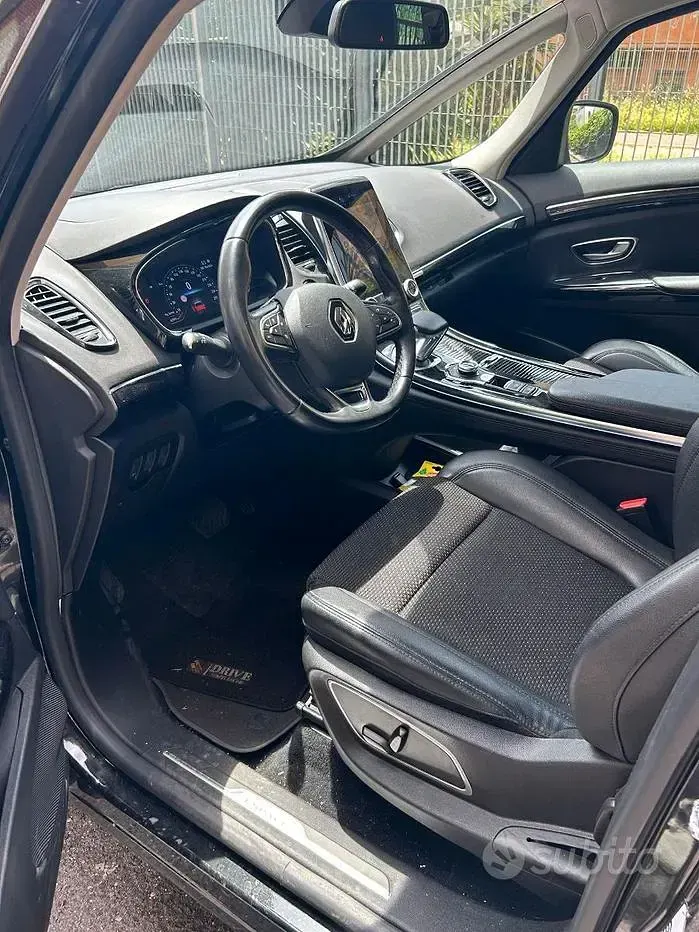Usata Renault Espace 189 CV (139 kW) 2022 Nero Monovolume