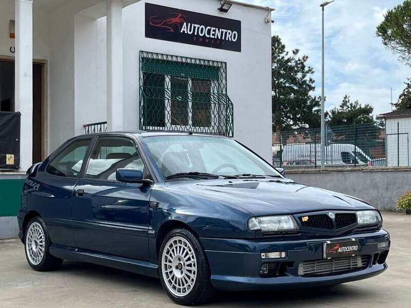 Blu metallizzato Usata 1998 Lancia Delta S Tre volumi | 19.500 € - Immagine 1/4
