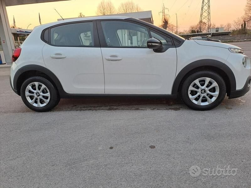 Usata Citroën C3 Feel 102 CV (75 kW) 2019 Bianco Utilitaria