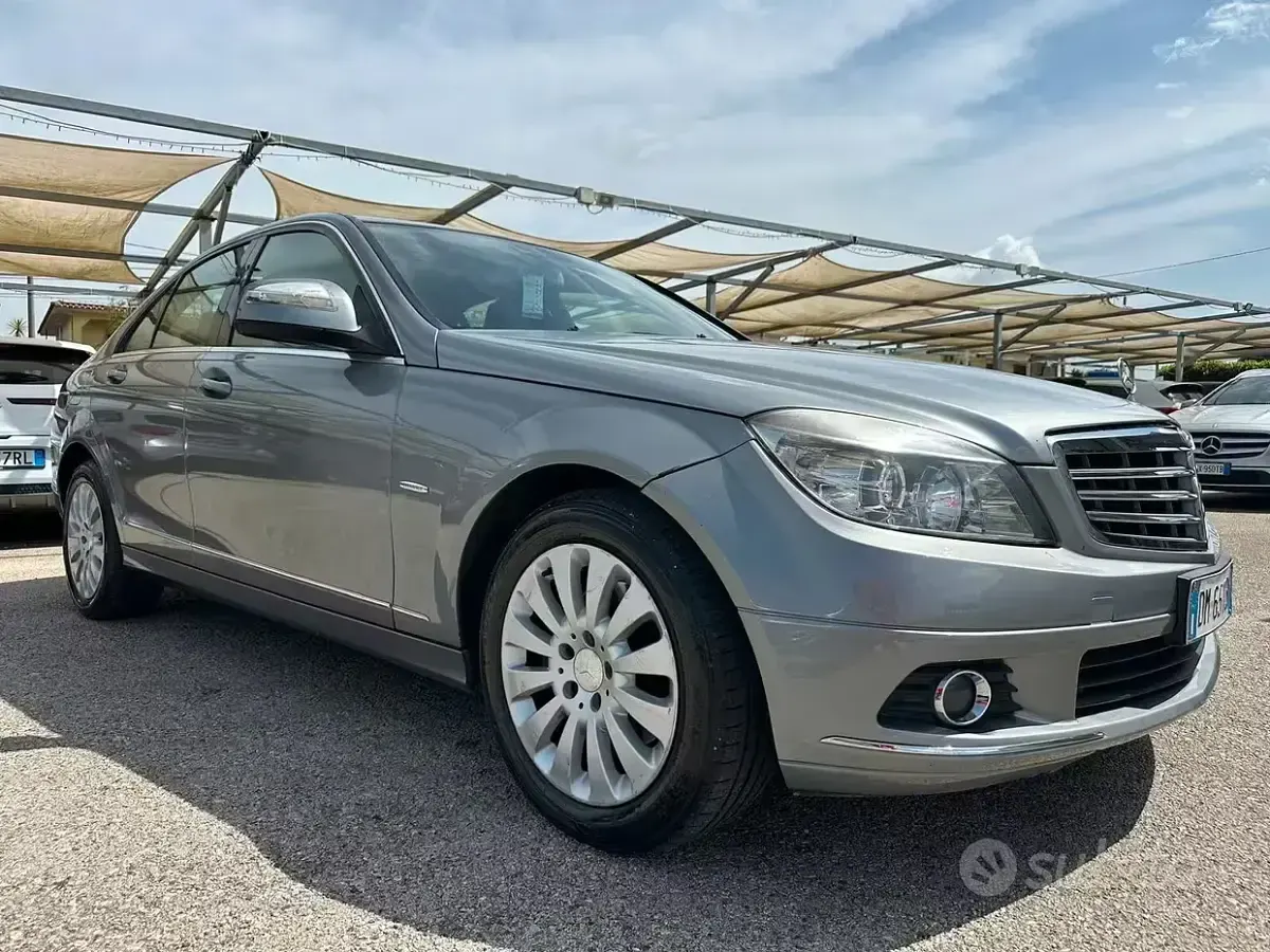 Usata Mercedes C220 170 CV (125 kW) 2007 Berlina