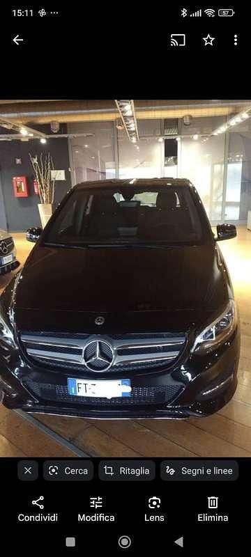 Usata Mercedes B180 Business 109 CV (80 kW) 2019 Monovolume