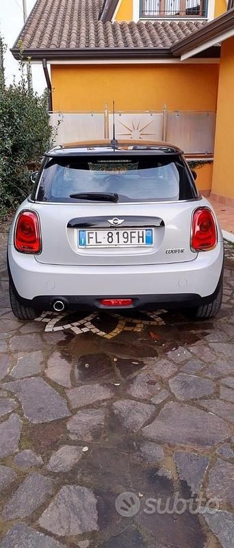 Usata Mini Cooper 136 CV (100 kW) 2017 Grigio Utilitaria