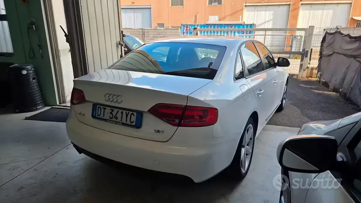 Begagnad Audi A4 Ambiente 160 HK (117 kW) 2009 Vit Sedan