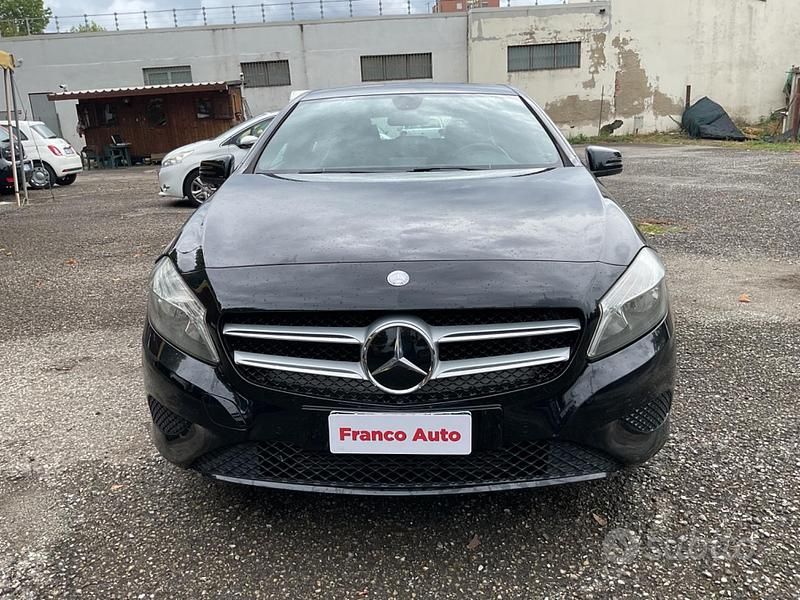 Usata Mercedes A180 109 CV (80 kW) 2014 Nero Berlina