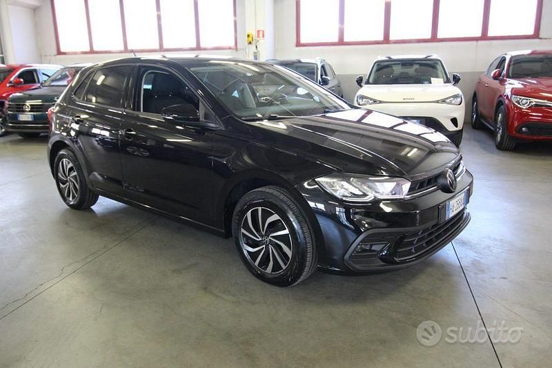Usata VW Polo Life 95 CV (69 kW) 2025 Nero Utilitaria