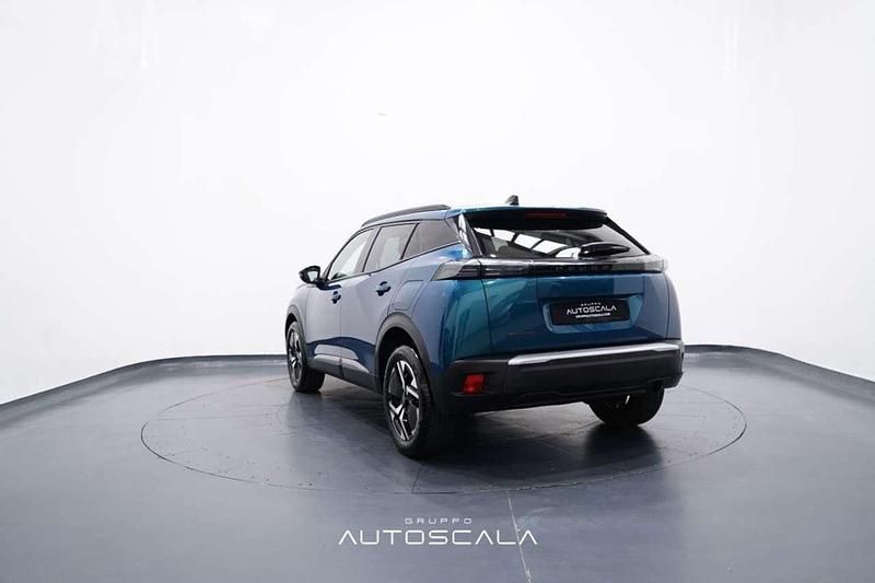 Usata Peugeot 2008 Allure 101 CV (74 kW) 2025 Blu vertigo SUV