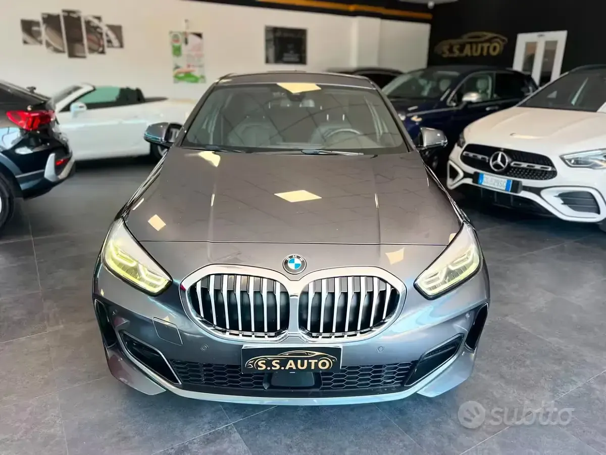 Usata BMW 120 M Sport 190 CV (139 kW) 2020 Grigio Berlina
