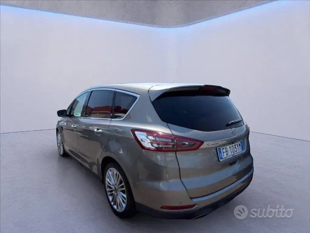 Usata Ford S-MAX S 179 CV (131 kW) 2015 Giallo Monovolume