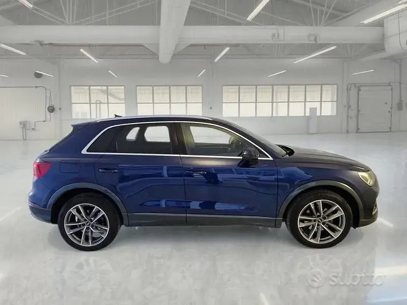 Gebraucht Audi Q3 Advanced 150 PS (110 kW) 2023 Blau SUV