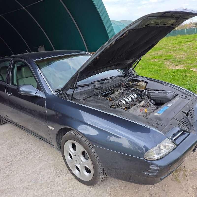 Usata Alfa Romeo 166 190 CV (139 kW) 1999 Nero Berlina