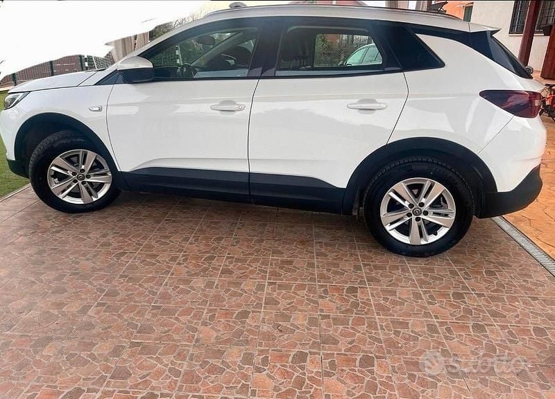Usata Opel Grandland X 130 CV (95 kW) 2019 Bianco SUV