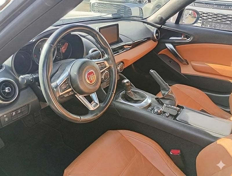 Usata Fiat 124 Spider Lusso 140 CV (102 kW) 2017 Bianco Cabrio