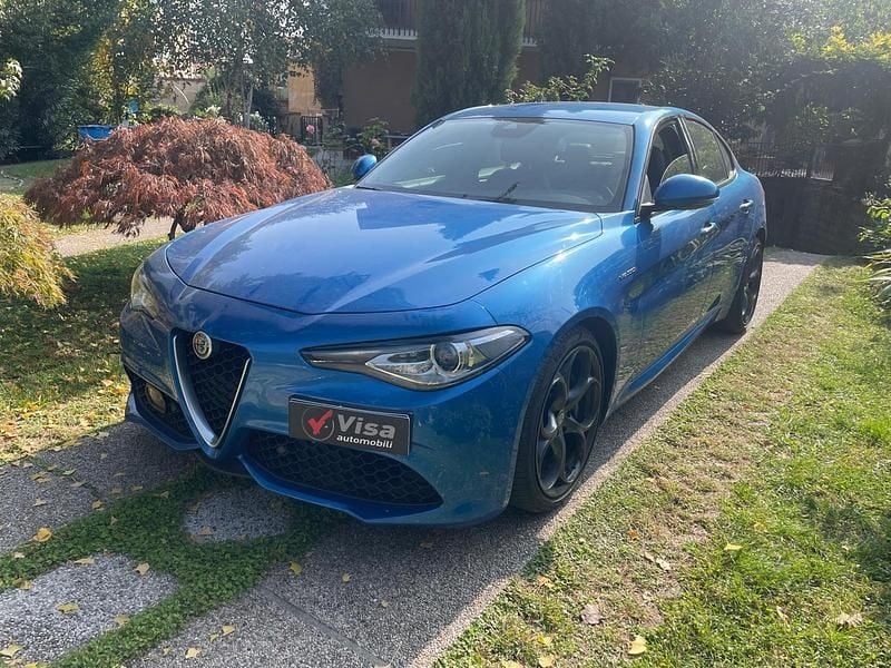 Blu Usata 2017 Alfa Romeo Giulia Veloce Tre volumi | 10.900 € (Buon prezzo) - Immagine 1/4