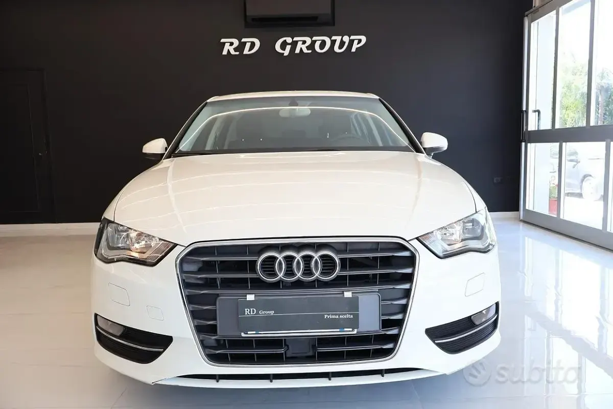 Usata Audi A3 Attraction 110 CV (80 kW) 2015 Bianco Berlina