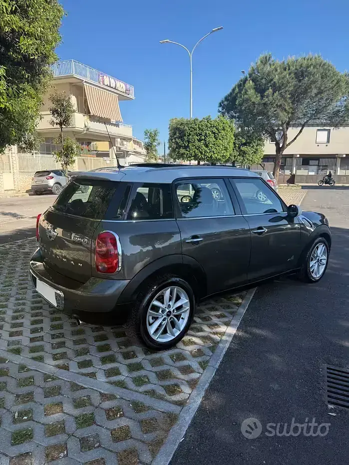 Usata Mini Cooper D Countryman 111 CV (81 kW) 2010 Grigio SUV
