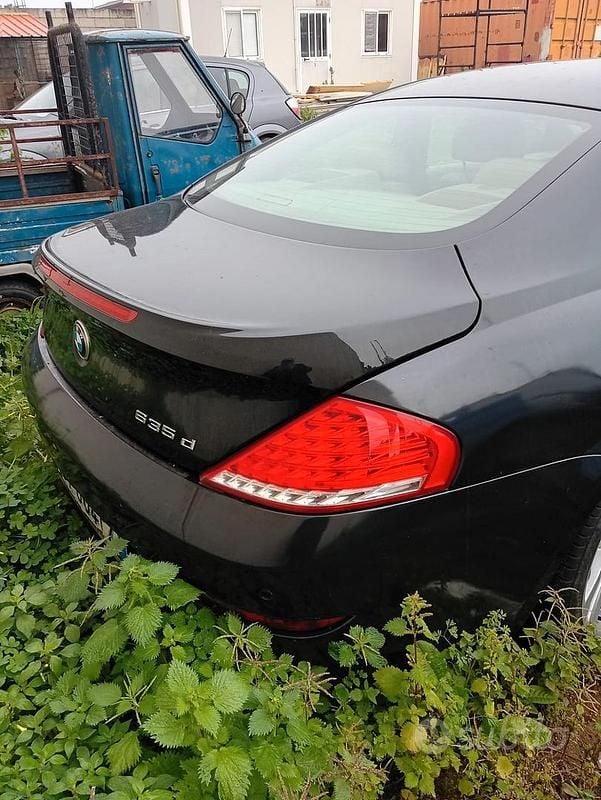 Begagnad BMW 635 2005 Svart Sportkupé