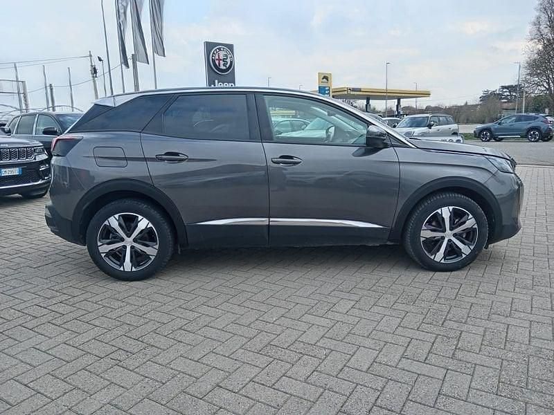 Usata Peugeot 3008 Allure 130 CV (95 kW) 2022 Grigio SUV