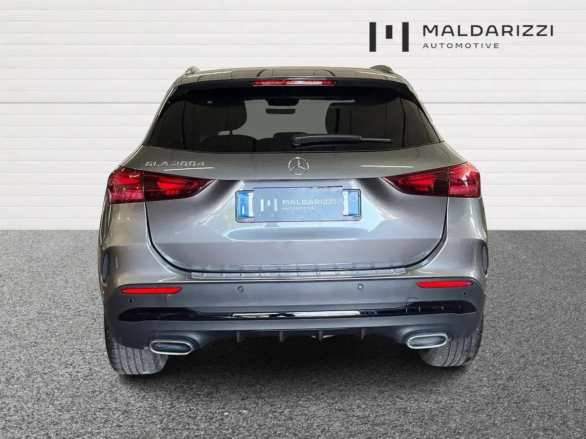 Usata Mercedes GLA200 Advanced Plus 150 CV (110 kW) 2025 Grigio SUV