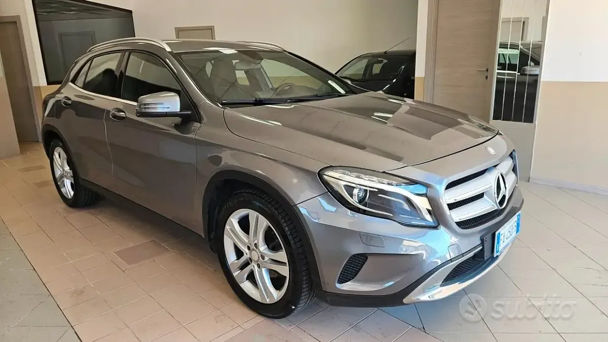 Occasion Mercedes GLA200 Premium 136 ch (100 kW) 2015 Gris SUV