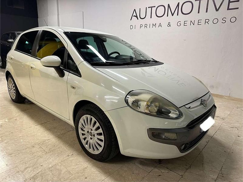 Usata Fiat Punto Evo Active 75 CV (55 kW) 2011 Bianco Utilitaria