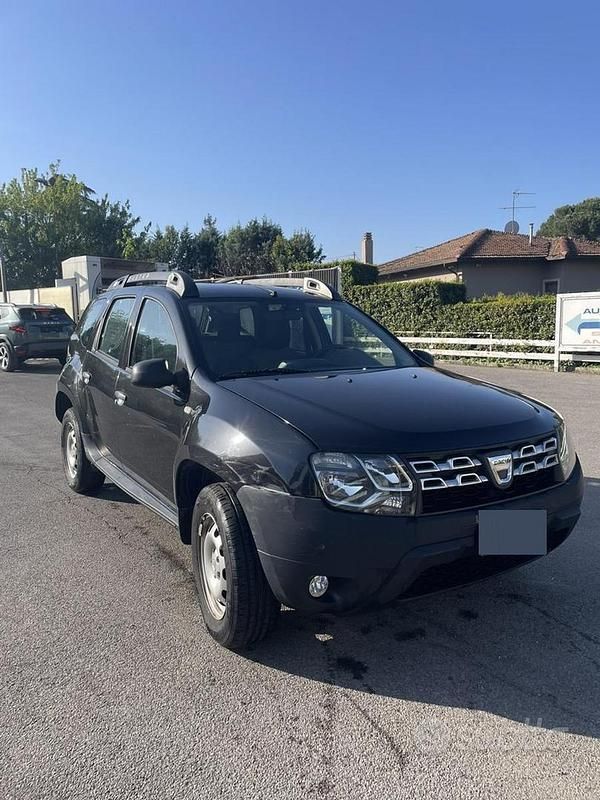 Usata Dacia Duster Ambiance 109 CV (80 kW) 2014 Nero SUV