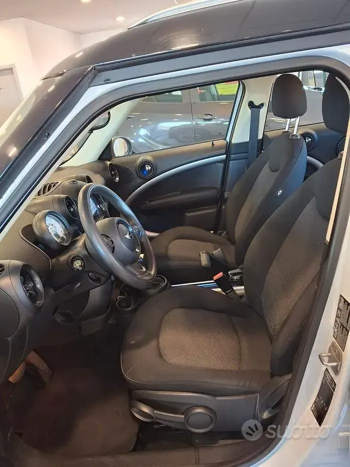 Usata Mini Cooper D Countryman 111 CV (81 kW) 2014 Bianco SUV