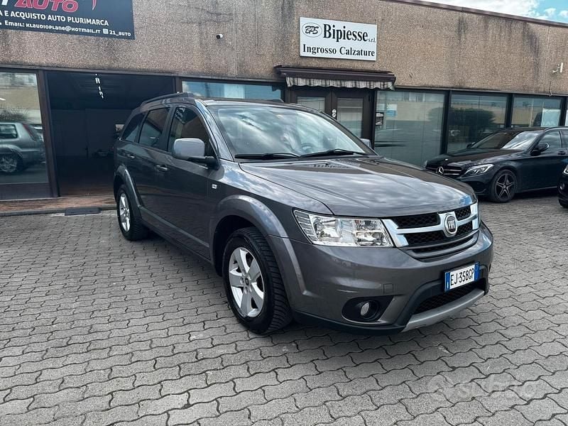 Usata Fiat Freemont 140 CV (102 kW) 2011 Nero SUV