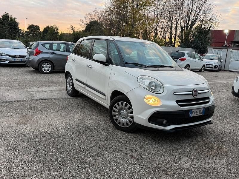 Bianco Usata 2019 Fiat 500L Lounge Monovolume | 6500 € (Super prezzo) - Immagine 1/4