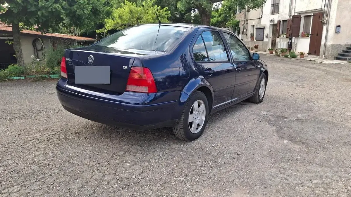 Usata VW Bora 101 CV (74 kW) 2000 Berlina