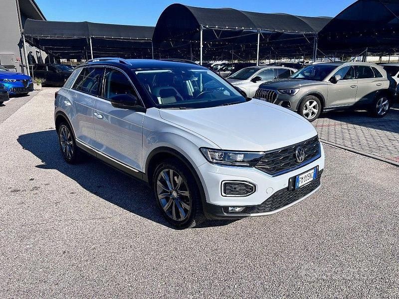 Usata VW T-Roc Advance 150 CV (110 kW) 2018 Bianco SUV