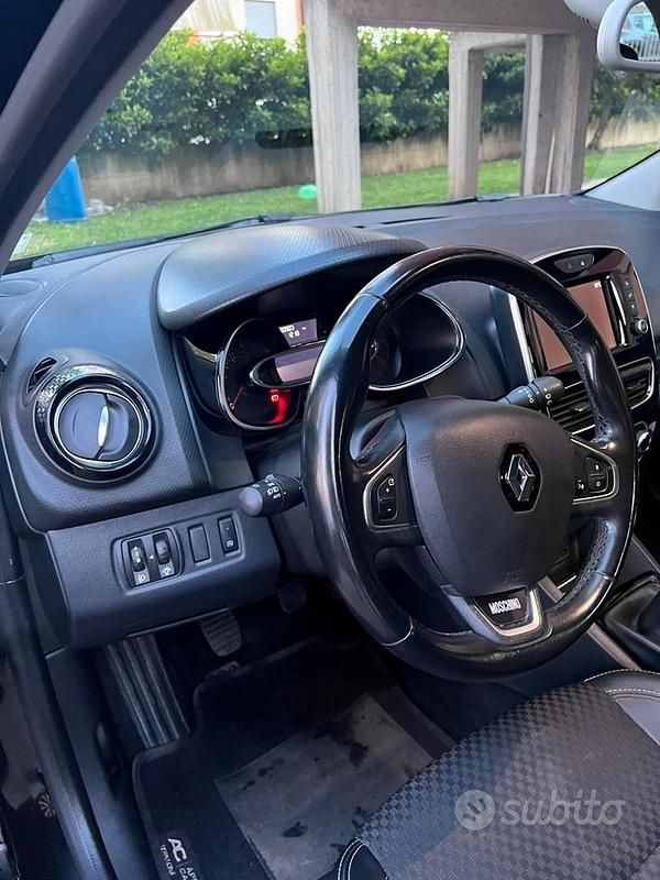 Usata Renault Clio IV 90 CV (66 kW) 2019 Nero Berlina