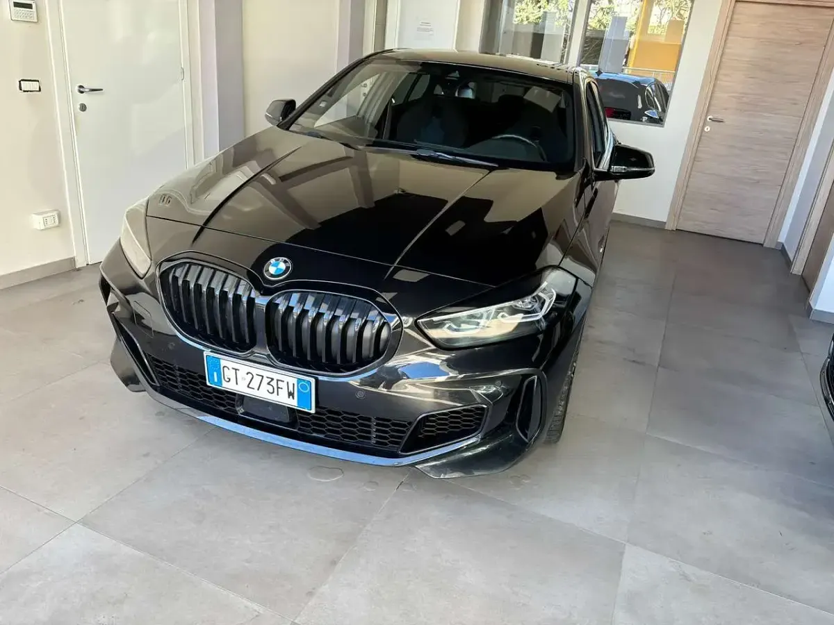 Usata BMW 125 265 CV (194 kW) 2024 Nero Berlina