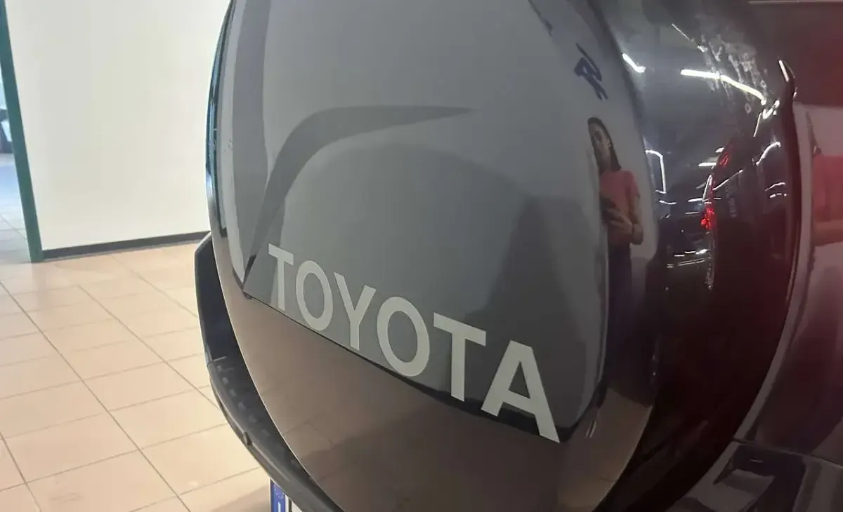 Usata Toyota RAV4 150 CV (110 kW) 2011 Blu/azzurro SUV